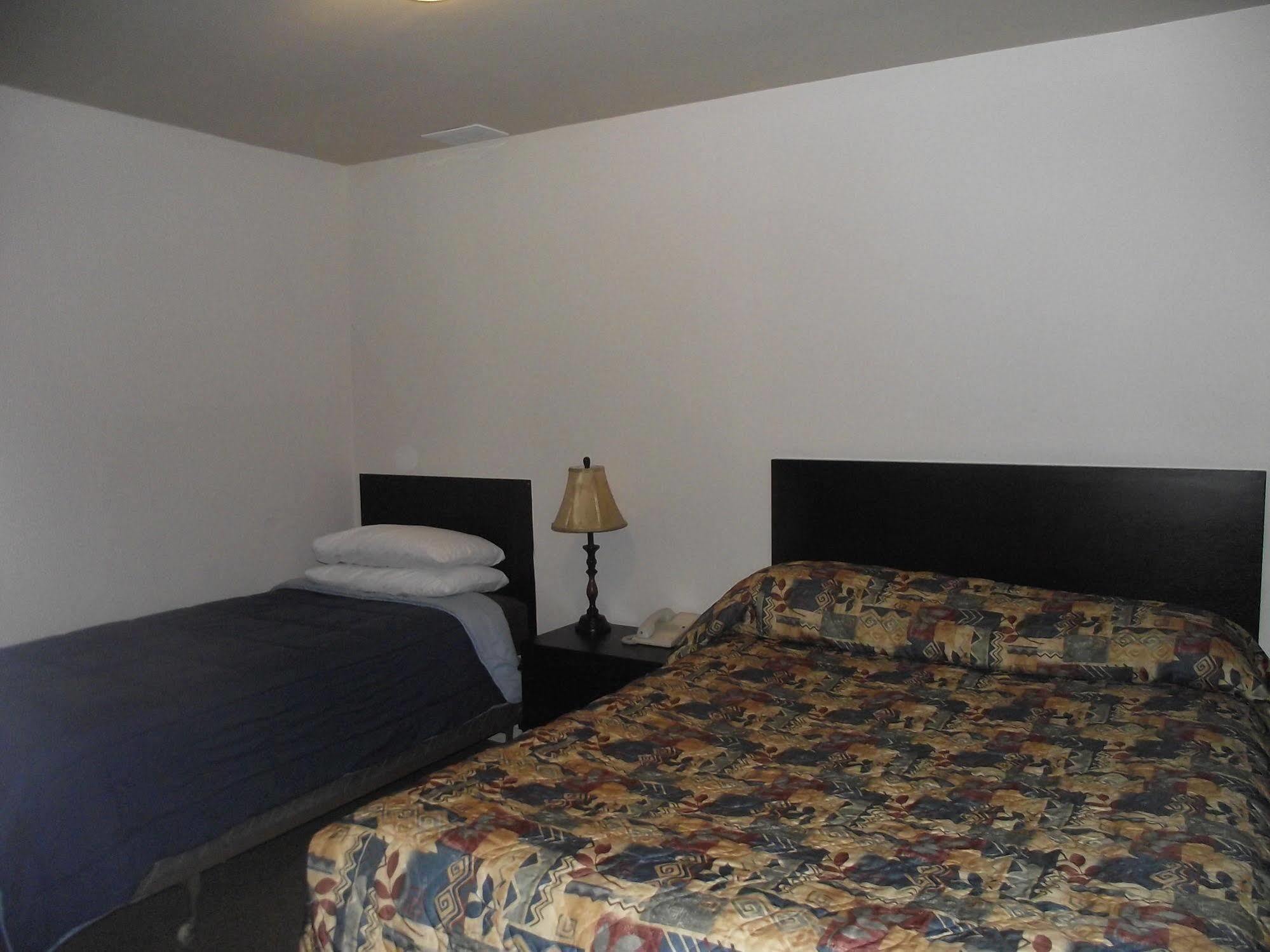 Stratford Motel Whitehorse Exteriör bild